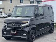 2022 HONDA N-BOX CUSTOM