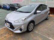 2015 TOYOTA AQUA