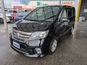 2013 NISSAN SERENA