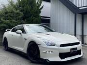 2025 NISSAN GT-R