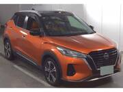 2022 NISSAN KICKS