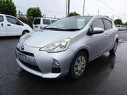 2013 TOYOTA AQUA