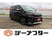 2018 TOYOTA VOXY