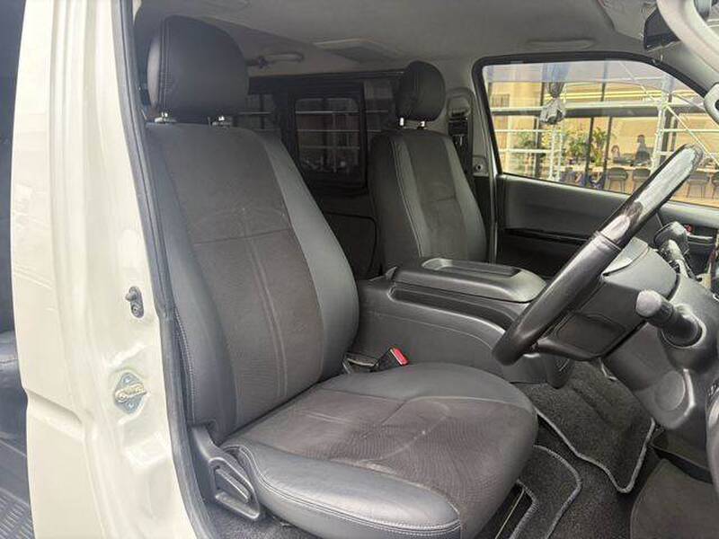 2017 TOYOTA HIACE VAN for sale - photo 9