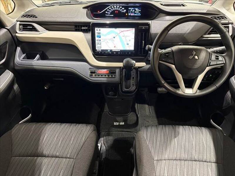 2022 MITSUBISHI DELICA D2 for sale - photo 4