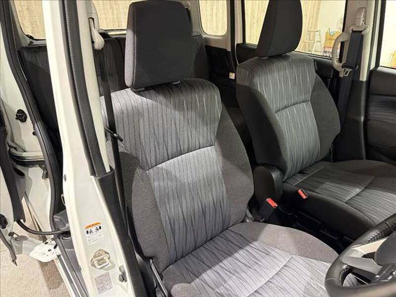 2022 MITSUBISHI DELICA D2 for sale - photo 10