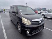 2012 TOYOTA NOAH SI RAYISH