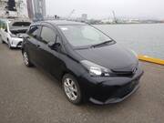 2016 TOYOTA VITZ F