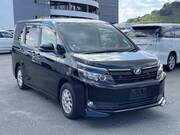 2016 TOYOTA VOXY X