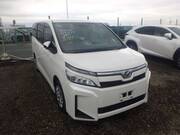 2019 TOYOTA VOXY X
