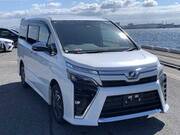 2019 TOYOTA VOXY ZS KIRAMEKI II
