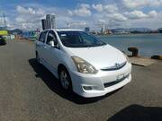 2005 TOYOTA WISH