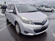 2013 TOYOTA VITZ F SMILE EDITION