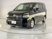2013 TOYOTA VOXY