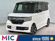 2017 HONDA N-BOX CUSTOM