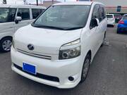 2008 TOYOTA VOXY