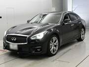 2015 NISSAN FUGA