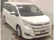 2017 TOYOTA NOAH