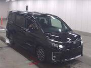 2014 TOYOTA VOXY