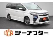 2017 TOYOTA VOXY