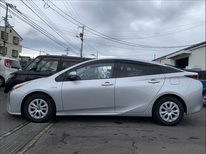2016 TOYOTA PRIUS for sale - more photos