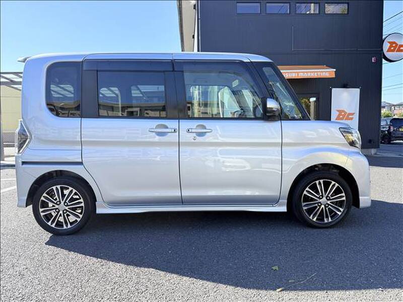 2018 DAIHATSU TANTO for sale - more photos