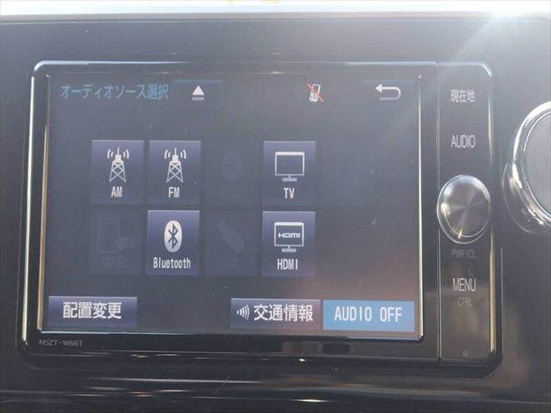 2017 TOYOTA C-HR G for sale - photo 6