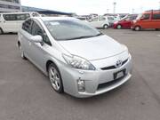 2011 TOYOTA PRIUS S TOURING SELECTION