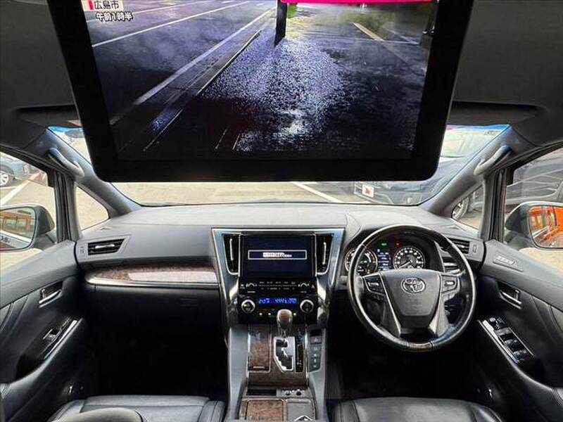 2019 TOYOTA ALPHARD for sale - photo 3