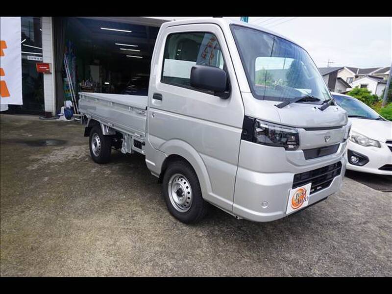 2026 NISSAN CLIPPER TRUCK for sale - photo 4