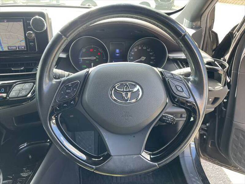 2017 TOYOTA C-HR G for sale - photo 11