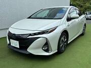 2017 TOYOTA PRIUS PHV
