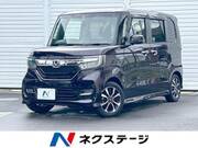 2017 HONDA N-BOX CUSTOM
