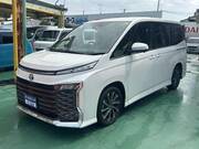 2025 TOYOTA VOXY