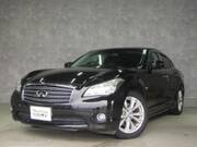 2010 NISSAN FUGA