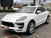 2016 PORSCHE MACAN