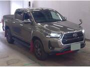 2023 TOYOTA HILUX