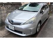 2012 TOYOTA PRIUS ALPHA G