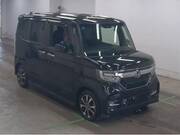 2019 HONDA N-BOX CUSTOM