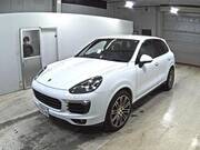 2017 PORSCHE CAYENNE