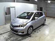 2013 TOYOTA VITZ U