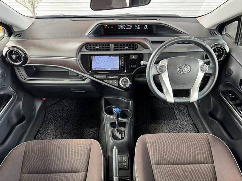 2016 TOYOTA AQUA for sale - photo 3
