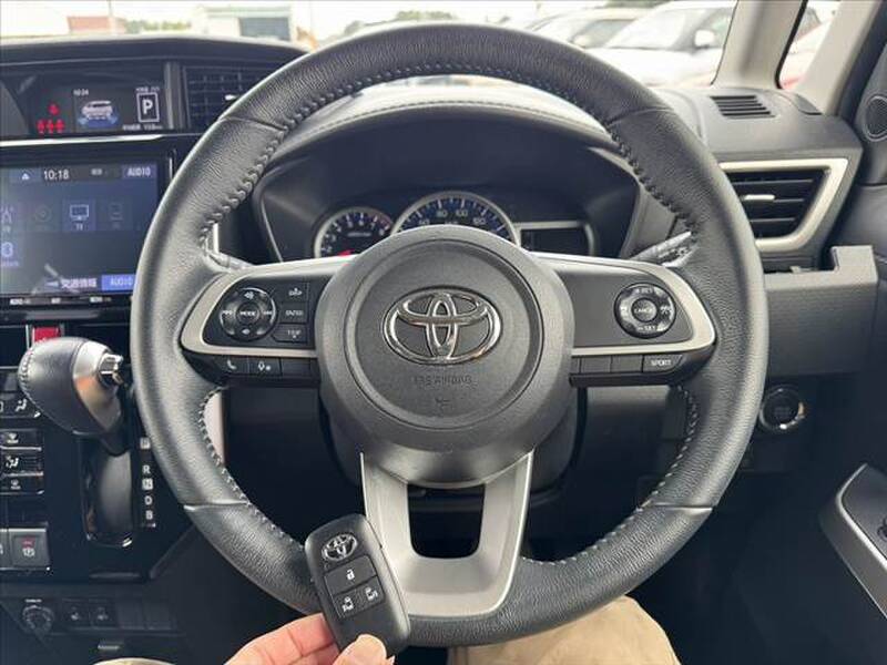 2022 TOYOTA ROOMY for sale - more photos