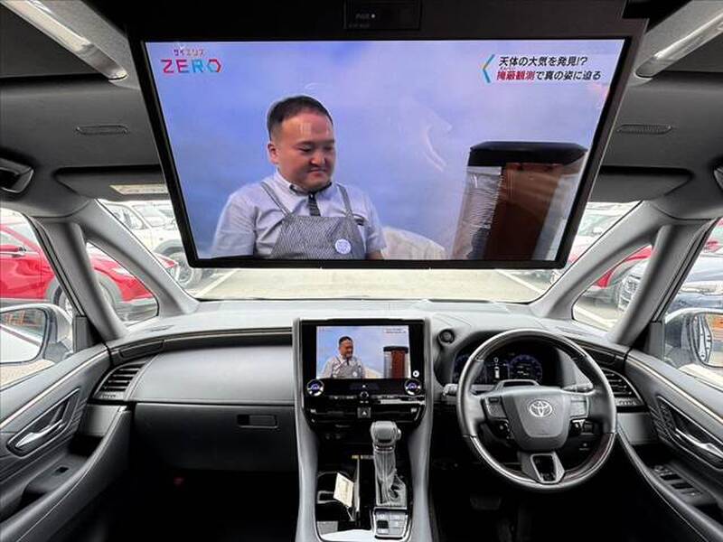 2024 TOYOTA ALPHARD for sale - photo 3