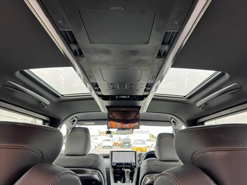2024 TOYOTA ALPHARD for sale - photo 7