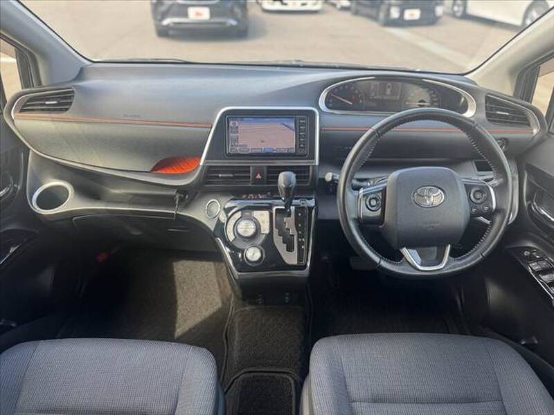 2017 TOYOTA SIENTA for sale - photo 3