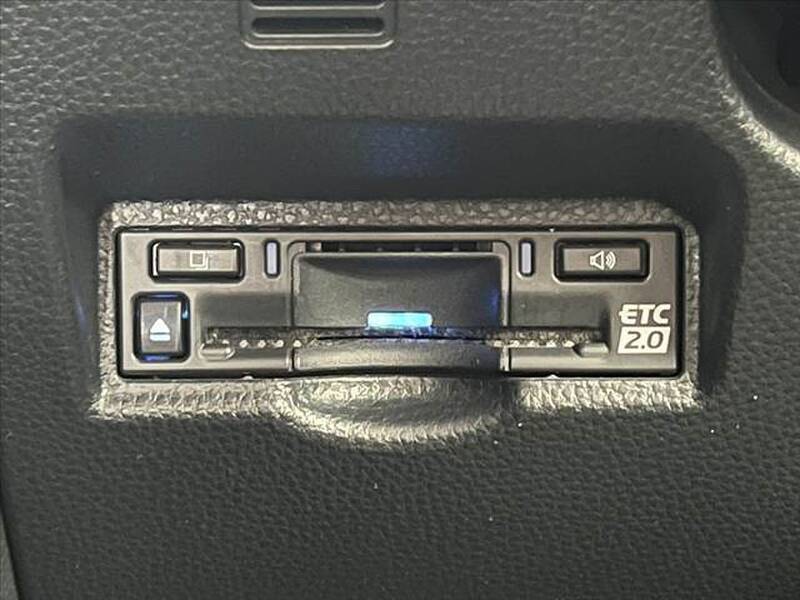 2022 TOYOTA NOAH for sale - more photos