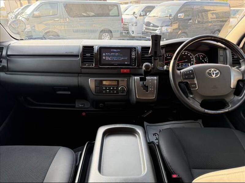2015 TOYOTA HIACE VAN for sale - photo 5