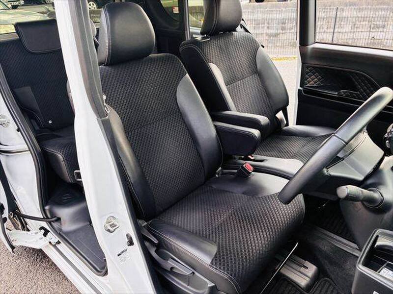 2021 DAIHATSU TANTO for sale - photo 10
