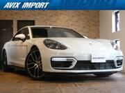 2020 PORSCHE PANAMERA